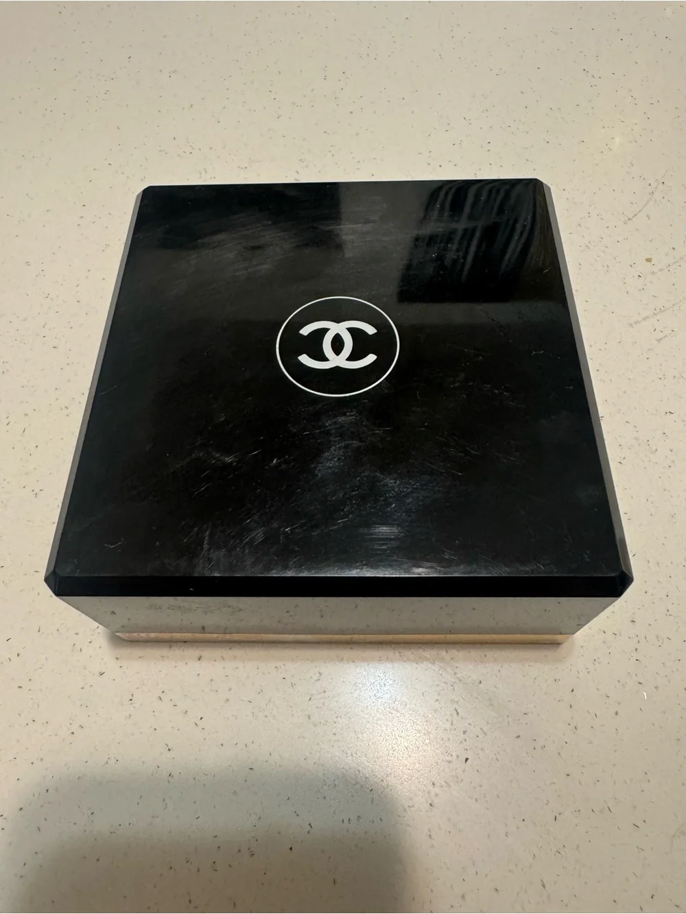 💯 Auth Coco Chanel luxury perfumed powder